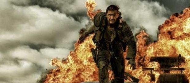 Tom Hardy protagoniza Mad Max: Fury Road Tom Hardy protagoniza Mad Max: Fury Road
