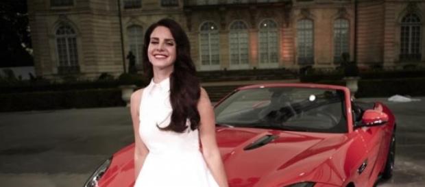 Lana Del Rey publicará 'Honeymoon' en septiembre Lana Del Rey publicará 'Honeymoon' en septiembre