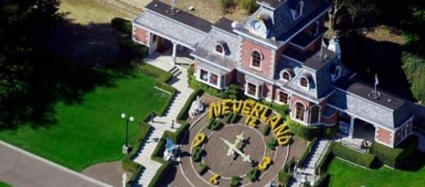 Neverland scoasa la vanzare Neverland scoasa la vanzare