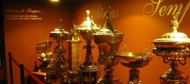 Troféus conquistados pelo SL Benfica. Troféus conquistados pelo SL Benfica.