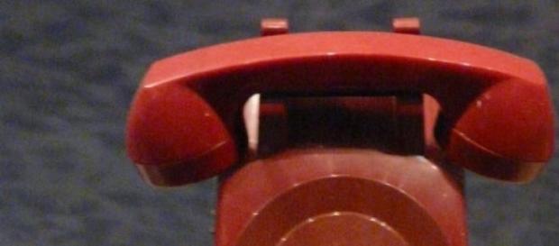 Czerwony telefon - jeden z symboli zimnej wojny Czerwony telefon - jeden z symboli zimnej wojny