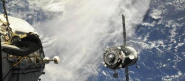 La nave se consumirá en la atmósfera terrestre La nave se consumirá en la atmósfera terrestre
