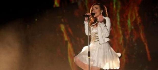 Süße 17: Viviana auf der DSDS-Bühne Bild: © RTL Süße 17: Viviana auf der DSDS-Bühne Bild: © RTL