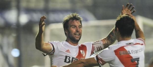 Cavenaghi, cerca de renovar su contrato con River Cavenaghi, cerca de renovar su contrato con River