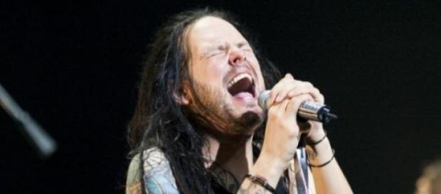 Jonathan Davis experimenta con la música country Jonathan Davis experimenta con la música country
