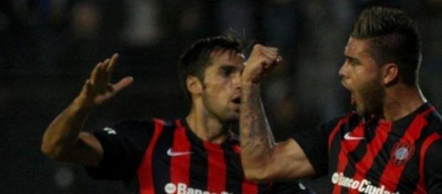San Lorenzo es puntero luego de vencer a Quilmes. San Lorenzo es puntero luego de vencer a Quilmes.