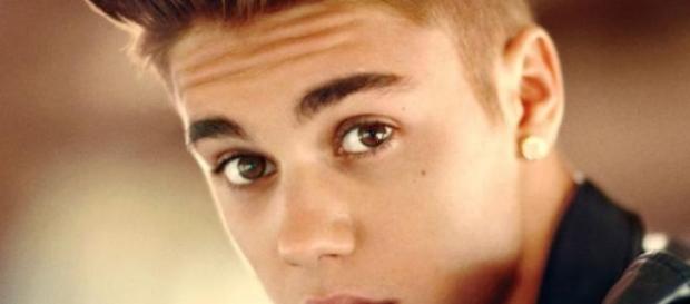 Justin Bieber é um homem mudado. Justin Bieber é um homem mudado.