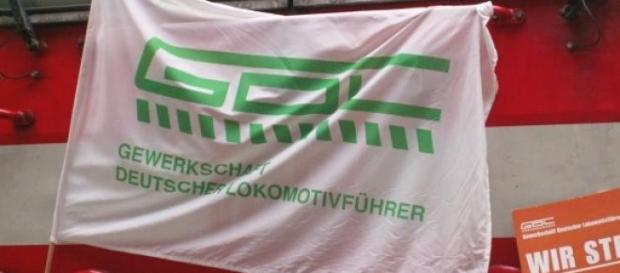 Bahnstreik ohne Ende. Den meisten reicht es. Bahnstreik ohne Ende. Den meisten reicht es.