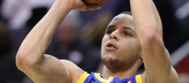 Curry lideró a su equipo al mejor récord de la NBA Curry lideró a su equipo al mejor récord de la NBA