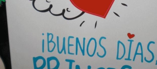 La pasión adolescente se desata entre páginas. La pasión adolescente se desata entre páginas.