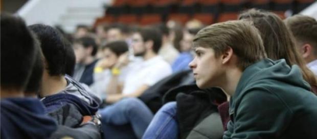 Los planes de estudios están desactualizados Los planes de estudios están desactualizados
