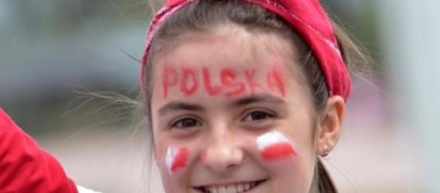 Nastolatek broni imigrantów Nastolatek broni imigrantów