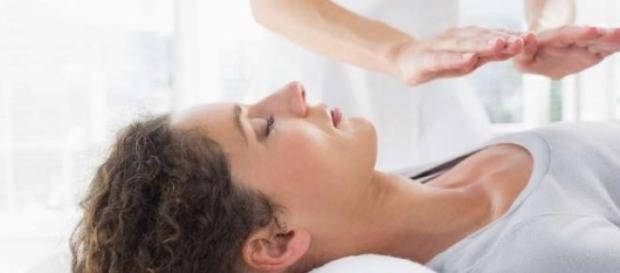 Reiki, a terapia do equilíbrio e bem estar Reiki, a terapia do equilíbrio e bem estar