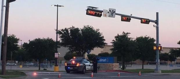 Schießerei in Dallas: IS greift USA an. Schießerei in Dallas: IS greift USA an.