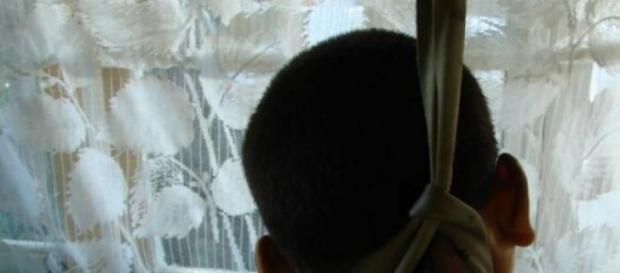 Si-a pus capat zilelor la numai 12 ani Si-a pus capat zilelor la numai 12 ani