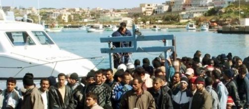 Immigrati, in arrivo nelle coste italiane.
