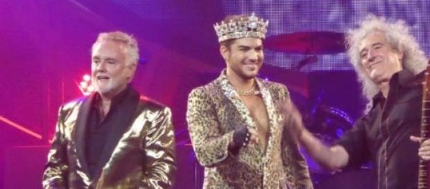 Adam Lambert junto a Roger Taylor y Brian May Adam Lambert junto a Roger Taylor y Brian May