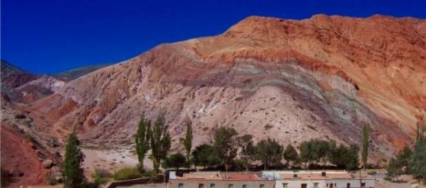 Cerro de los Siete Colores Cerro de los Siete Colores