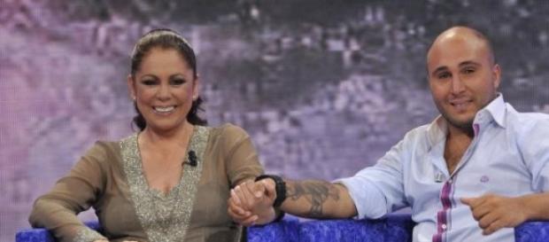 Isabel Pantoja con su hijo Kiko Rivera. Isabel Pantoja con su hijo Kiko Rivera.