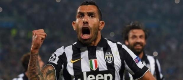 Tevez concreta de penal el 2-1 ante el Real Madrid Tevez concreta de penal el 2-1 ante el Real Madrid