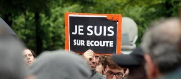 Franceses preocupados com escutas Franceses preocupados com escutas