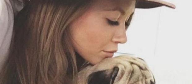 Mandy und ihr Dauerbegleiter Mops Don Capone Mandy und ihr Dauerbegleiter Mops Don Capone