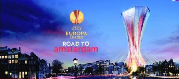 Liga Europa na sua fase final rumo a Amesterdão. Liga Europa na sua fase final rumo a Amesterdão.