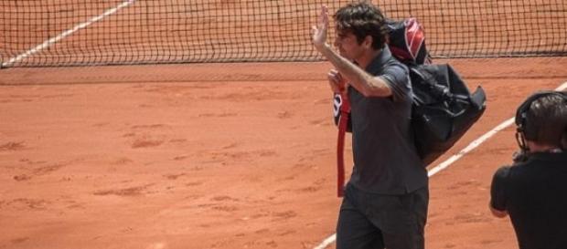 Murray through but Federer waved goodbye to Madrid Murray through but Federer waved goodbye to Madrid