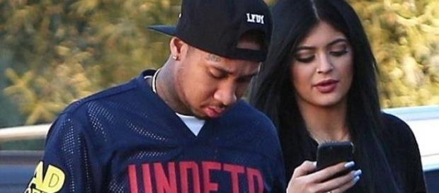 Tyga und Kylie daten sich seit letztes Jahr. Tyga und Kylie daten sich seit letztes Jahr.