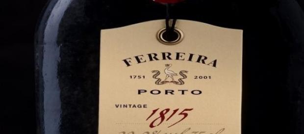 Vinho com 200 anos foi leiloado. Vinho com 200 anos foi leiloado.