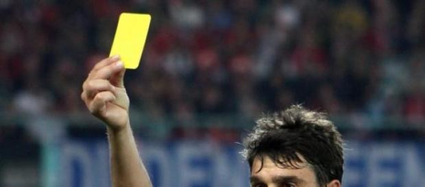 ¿Delfino prefiere el amarillo? ¿Delfino prefiere el amarillo?