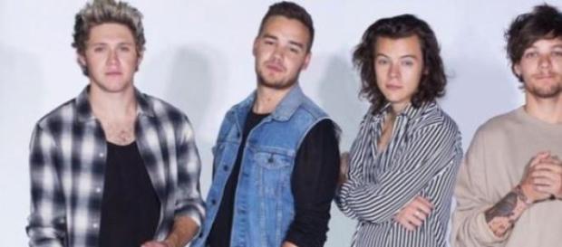 São agora quatro os One Direction São agora quatro os One Direction