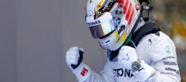 Nico Rosberg gana la 'Pole Position' en España Nico Rosberg gana la 'Pole Position' en España