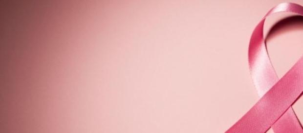 Lazo con el color rosa, color contra el cáncer Lazo con el color rosa, color contra el cáncer