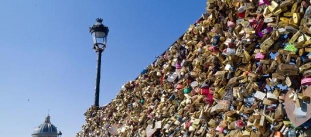 Love Locks simbolo de la capital del amor Love Locks simbolo de la capital del amor