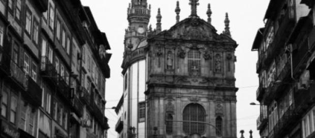 O arquiteto terá sido sepultado por sua vontade O arquiteto terá sido sepultado por sua vontade