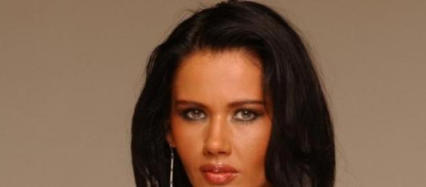 Oana, unica fiică a Mărioarei Zăvoranu Oana, unica fiică a Mărioarei Zăvoranu