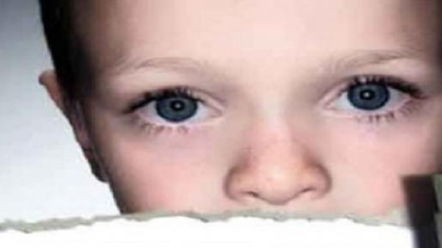 La fanciullezza va difesa.