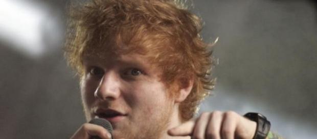 Ed Sheeran afirmou que ser estranho é maravilhoso Ed Sheeran afirmou que ser estranho é maravilhoso