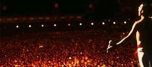Show histórico do Queen no RIR em 1985 Show histórico do Queen no RIR em 1985