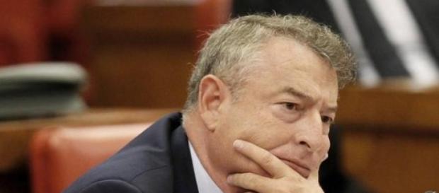 Tolerancia cero para con los intolerantes Tolerancia cero para con los intolerantes