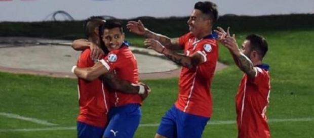 Copa America, Chili domine l'Equateur 2-0 ! Copa America, Chili domine l'Equateur 2-0 !