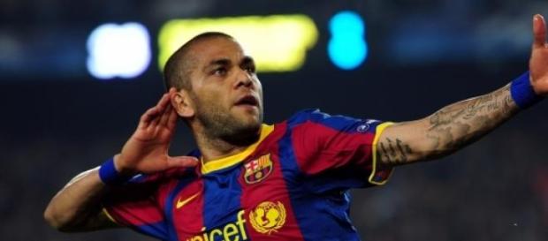 Dani Alves reste à Barcelone. Dani Alves reste à Barcelone.