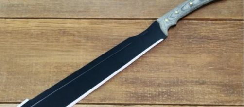 Capotreno aggredito con machete