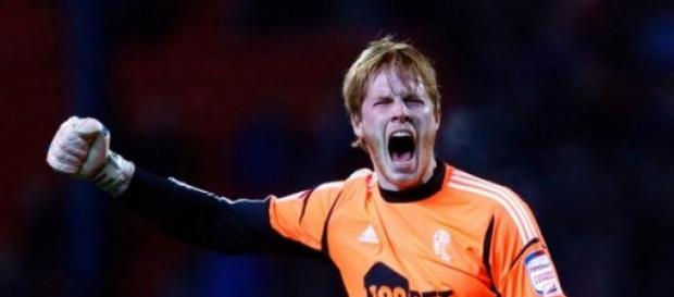 Liverpool contrata Adam Bogdan Liverpool contrata Adam Bogdan