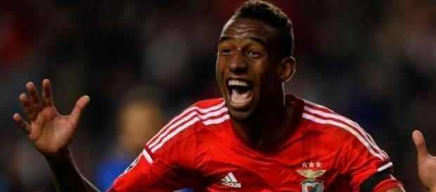 Talisca é uma venda prioritária de Vieira Talisca é uma venda prioritária de Vieira