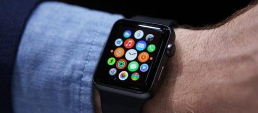 Apple Watch: uscirà in Italia, info e data