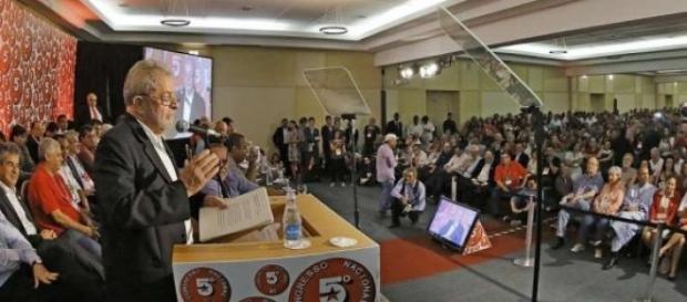 Discurso de Lula teve ótimo público no Congresso Discurso de Lula teve ótimo público no Congresso