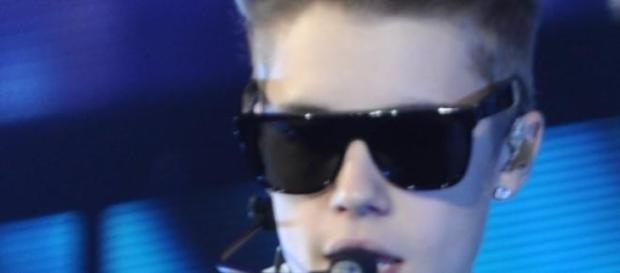 Justin Bieber experimentará con música electrónica Justin Bieber experimentará con música electrónica