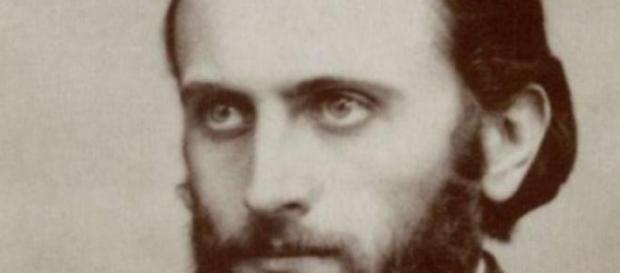 Mormântul lui Arsenie Boca a fost profant Mormântul lui Arsenie Boca a fost profant